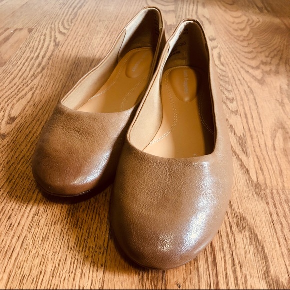 Hush Puppies Kendall  Slip-On Ballet Shoes - Picture 2 of 8